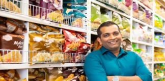 दर्शन पटेल भारतीय-अमेरिकी हैं और सुपरमार्केट चेन पटेल ब्रदर्स, डल्‍लास रीजन के भागीदार हैं , darshan patel