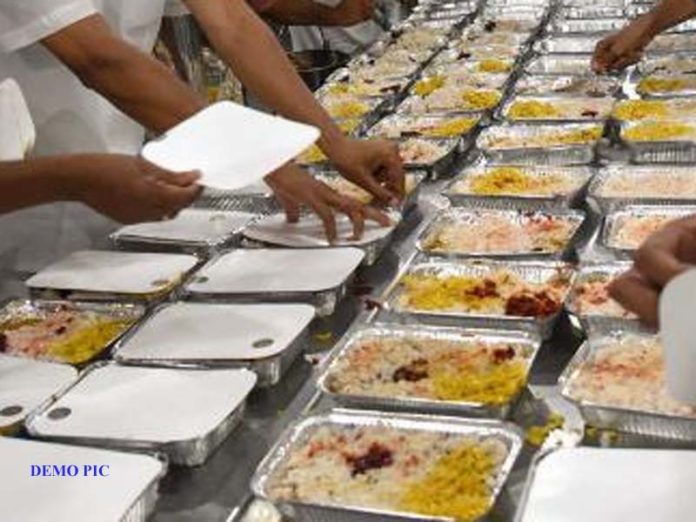 झुंझुनू में भोजन उपलब्ध करवाया जा रहा है,food packets झुंझुनू में भोजन उपलब्ध करवाया जा रहा है,food packets