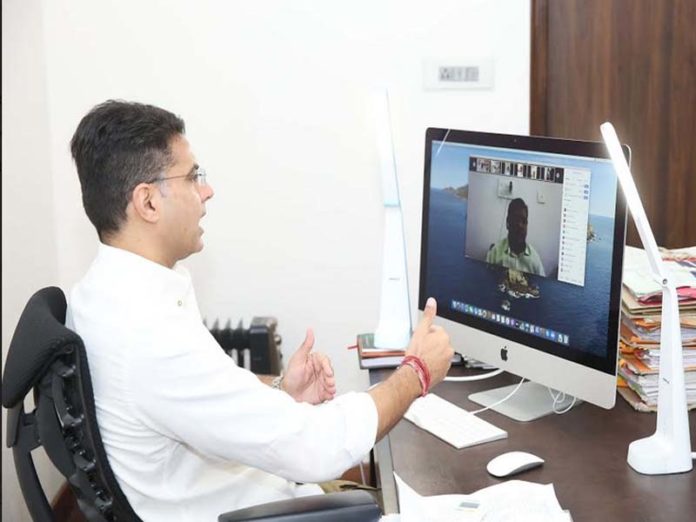 sachin pilot, सचिन पायलट वीडियो कांफ्रेंस के जरिये फीडबैक लेते हुए sachin pilot, सचिन पायलट वीडियो कांफ्रेंस के जरिये फीडबैक लेते हुए