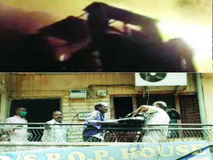 मध्यप्रदेश के ग्वालियर में तीन मंजिला मकान में आग से 7 लोगों की मौत, Madhya Pradesh fire in three-storey house मध्यप्रदेश के ग्वालियर में तीन मंजिला मकान में आग से 7 लोगों की मौत, Madhya Pradesh fire in three-storey house