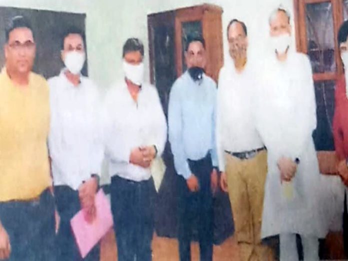 Jaipur Jodhpur Real Estate Builder Association officials meet CM Ashok Gehlot Jaipur Jodhpur Real Estate Builder Association officials meet CM Ashok Gehlot