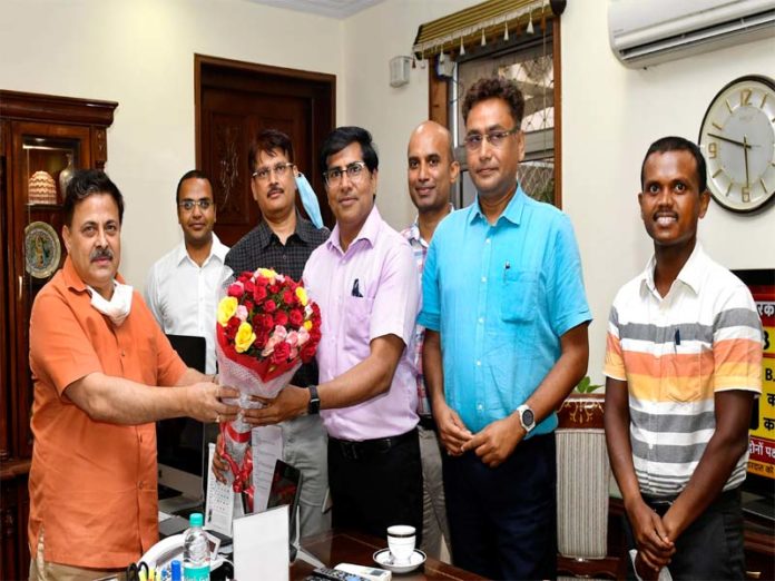 Ias association Etiquette meeting with the chief secretary Rajiv Swaroop Ias association Etiquette meeting with the chief secretary Rajiv Swaroop