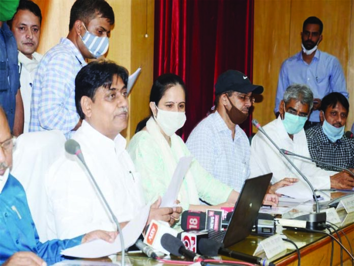शिक्षा राज्य मंत्री गोविन्द सिंह डोटासरा ने शिक्षा संकुल स्थित सभागार में घोषित किया परिणाम शिक्षा राज्य मंत्री गोविन्द सिंह डोटासरा ने शिक्षा संकुल स्थित सभागार में घोषित किया परिणाम