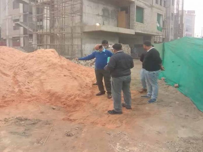 Jaipur TAD commissioner inspected girl hostel under construction