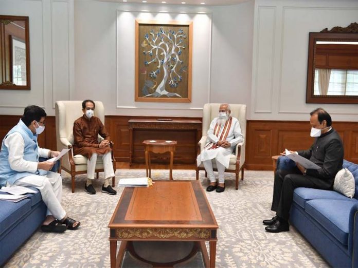 PM Modi and Uddhav Thackeray meeting