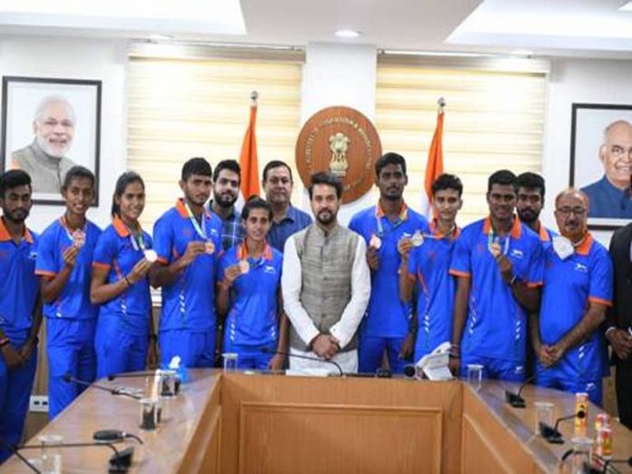 Anurag Thakur meets World Athletics Under-20 athletes