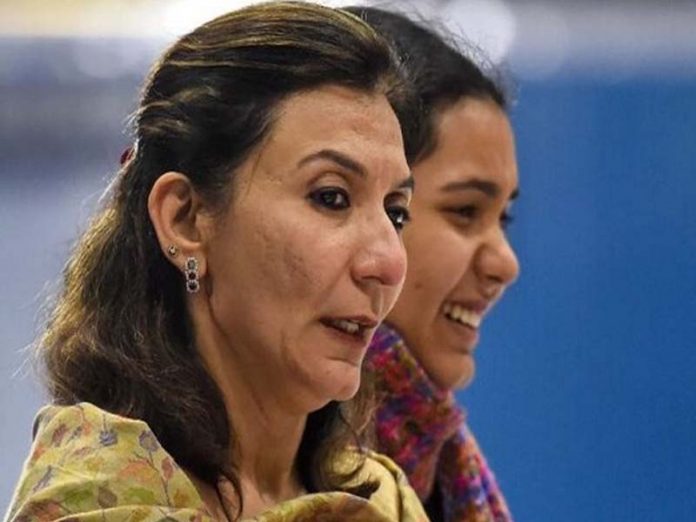 LS Lidder wife Gatika Lidder and their daughter Ahana