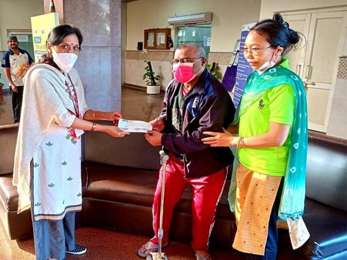 Chief Minister Ashok Gehlot gave financial assistance of 10 lakhs to the archer Limbaram for his treatment