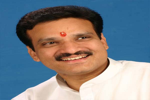 MP Neeraj Dangi MP Neeraj Dangi