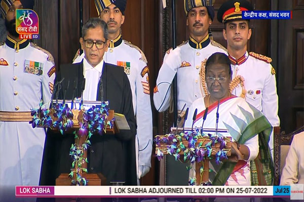 राष्ट्रपति द्रौपदी मुर्मू राष्ट्रपति द्रौपदी मुर्मू