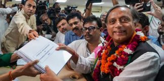 shashi tharoor