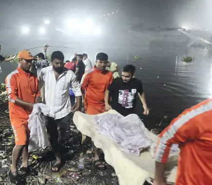 गुजरात ब्रिज हादसा