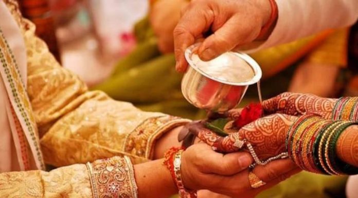 बैंड-बाजा-बारात बैंड-बाजा-बारात