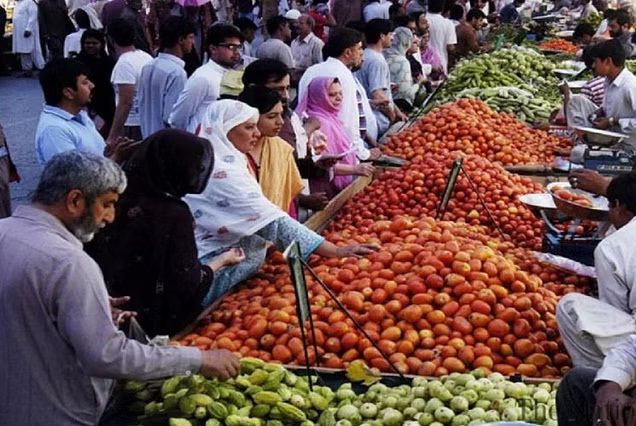 पाकिस्तान मेंं महंगाई की मार