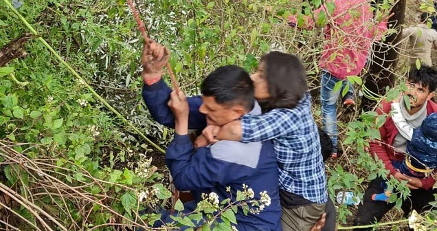 मसूरी-देहरादून मार्ग पर हादसा