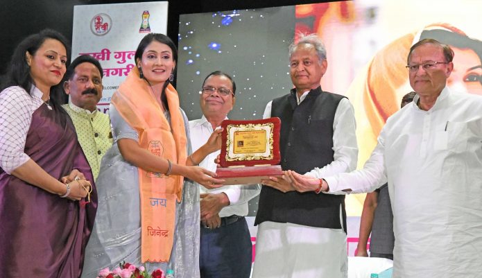 मुख्यमंत्री अशोक गहलोत
