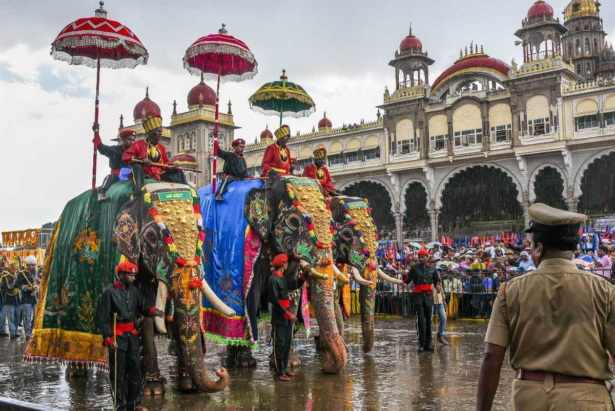 घूमने के लिए कहां जाएं