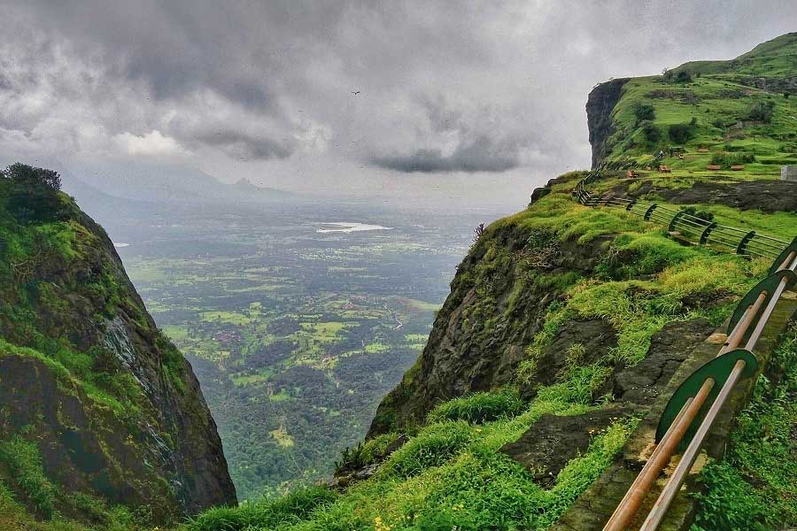 नानेघाट वाटरफॉल