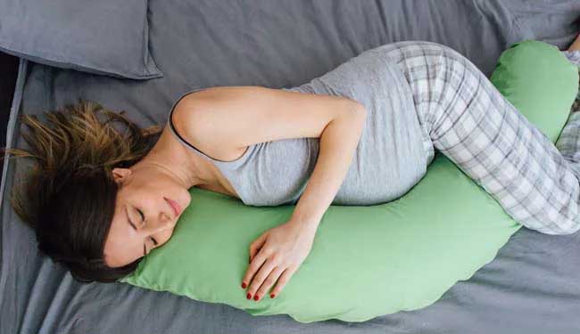 प्रेग्नेंसी में कैसे सोएं प्रेग्नेंसी में कैसे सोएं