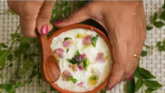 बारिश में दही खाने के नुकसान बारिश में दही खाने के नुकसान