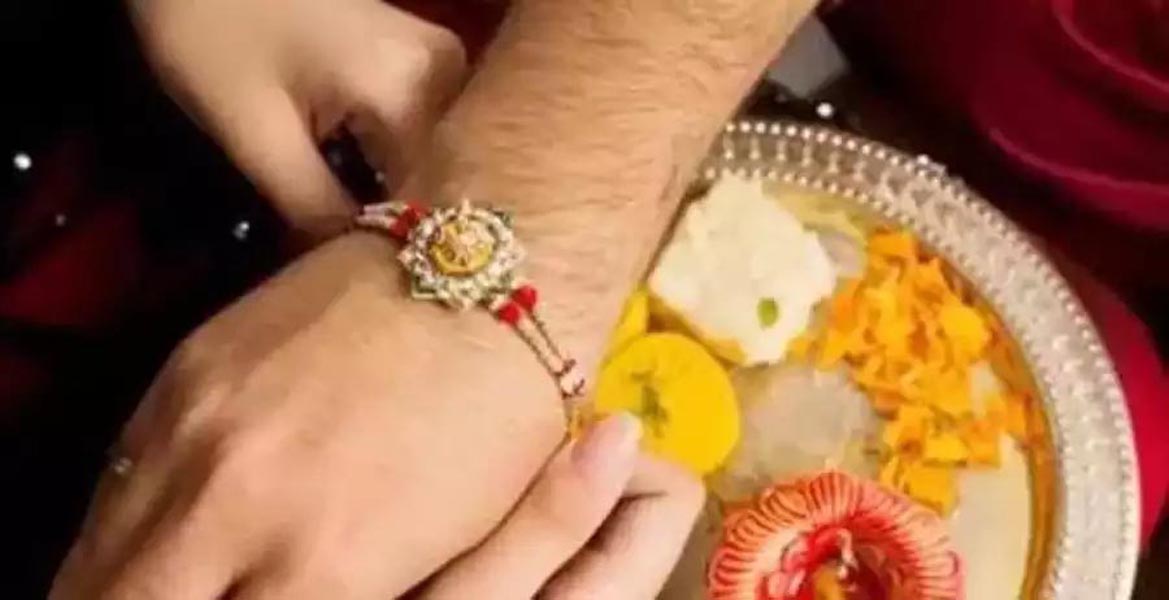 रक्षाबंधन मनाने के पीछे प्रचलित है ये ऐतिहासिक कहानी