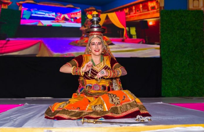 न्यूजर्सी में घूमर की धूम न्यूजर्सी में घूमर की धूम