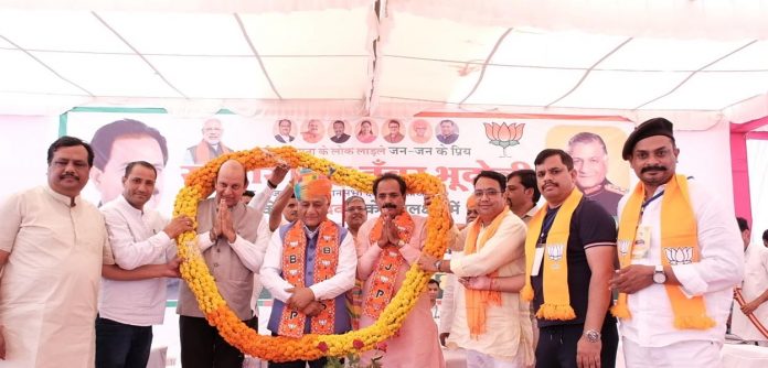 जनरल डॉ वीके सिंह जनरल डॉ वीके सिंह
