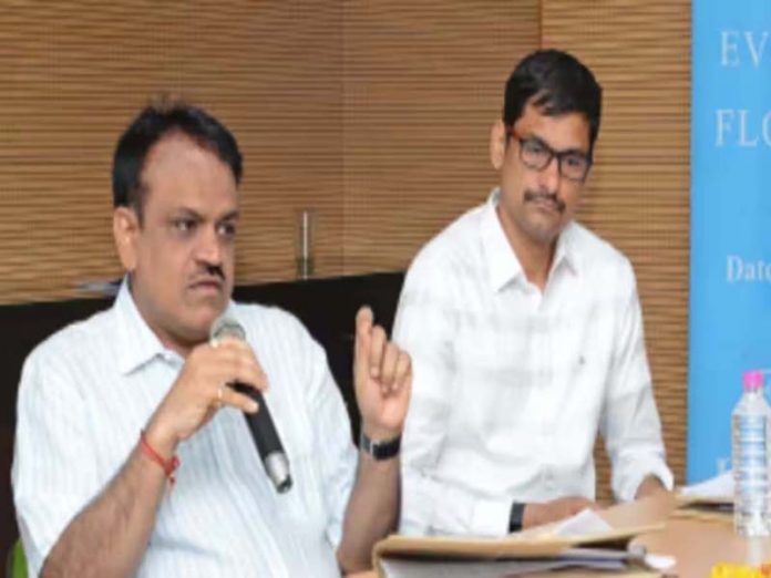प्रवीण गुप्ता प्रवीण गुप्ता