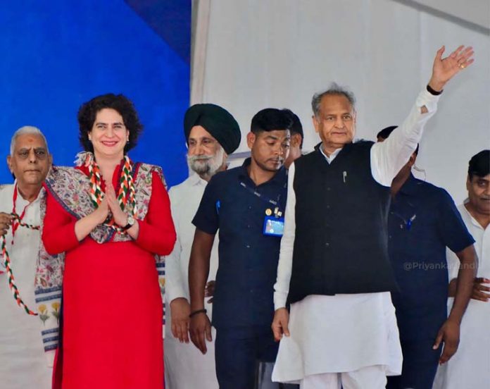 प्रियंका गांधी प्रियंका गांधी