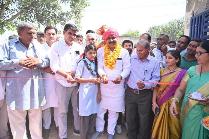 टीकाराम जूली टीकाराम जूली