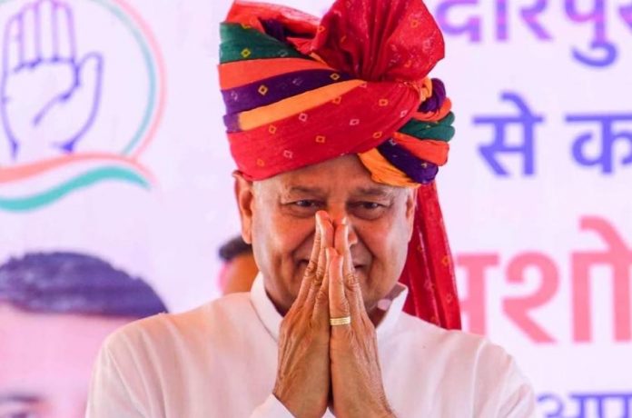 सीएम की भावुक अपील सीएम की भावुक अपील
