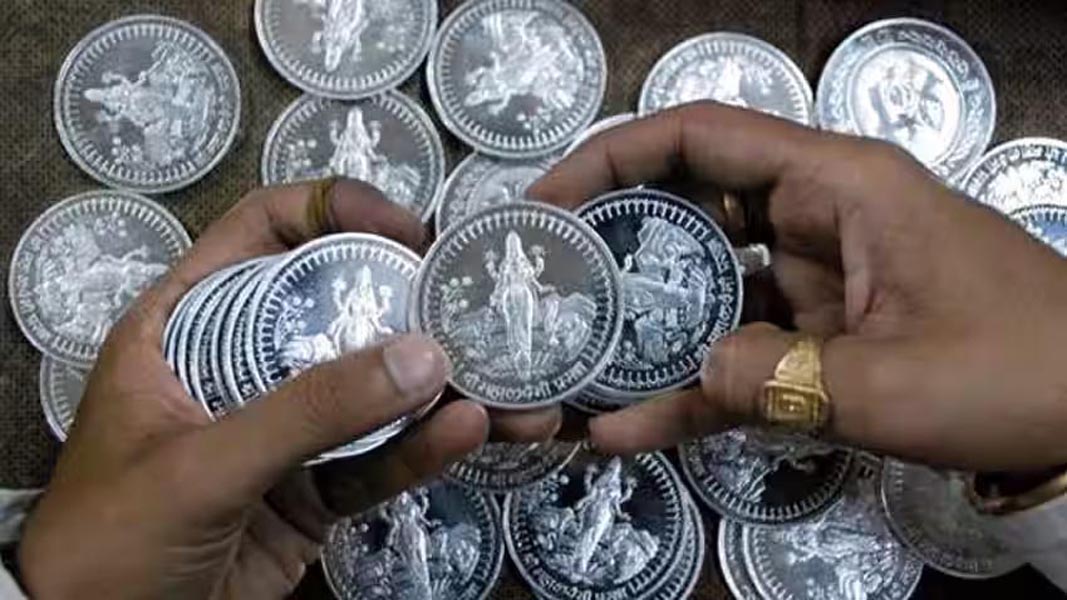 सोने या चांदी के सिक्के