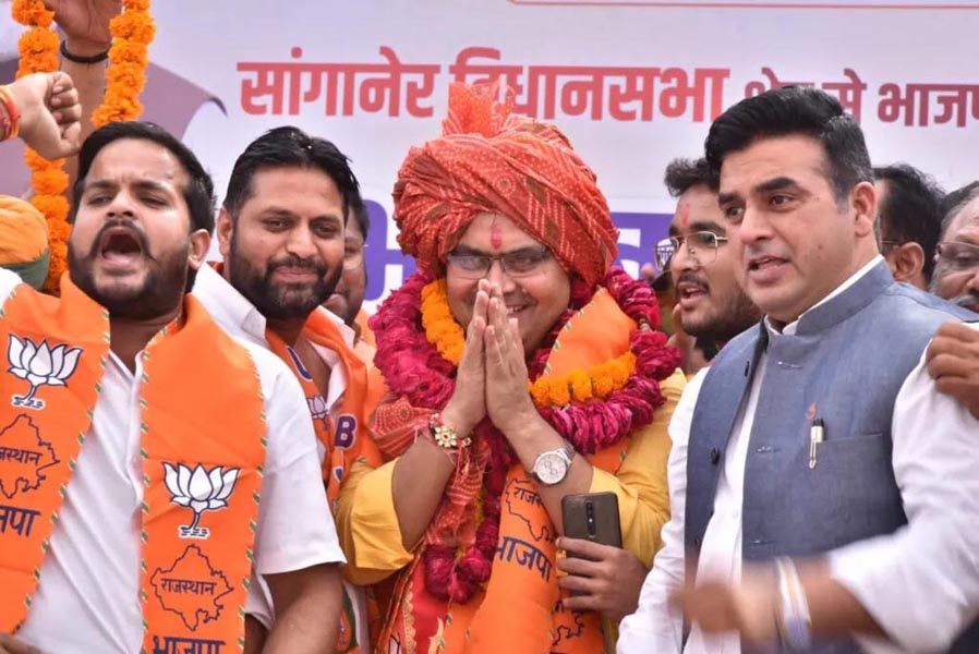 सौ से ज्यादा जवान तैनात