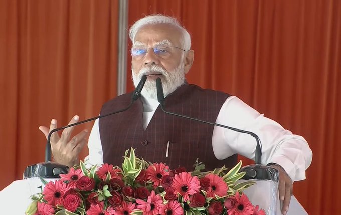 नरेन्द्र मोदी