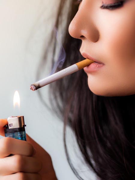 महिलाओं में स्मोकिंग के नुकसान