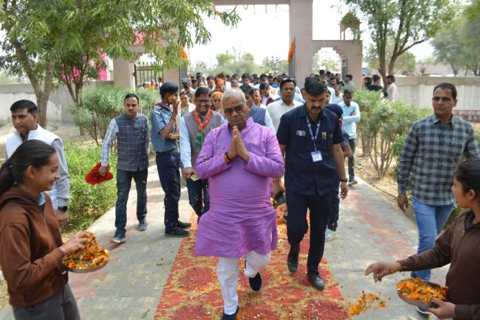 शिक्षा मंत्री शिक्षा मंत्री