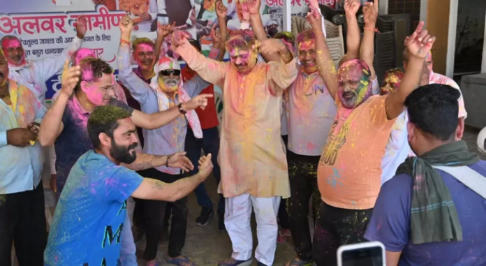 जूली जूली