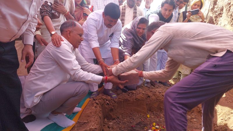 जलदाय मंत्री कन्हैयालाल चौधरी