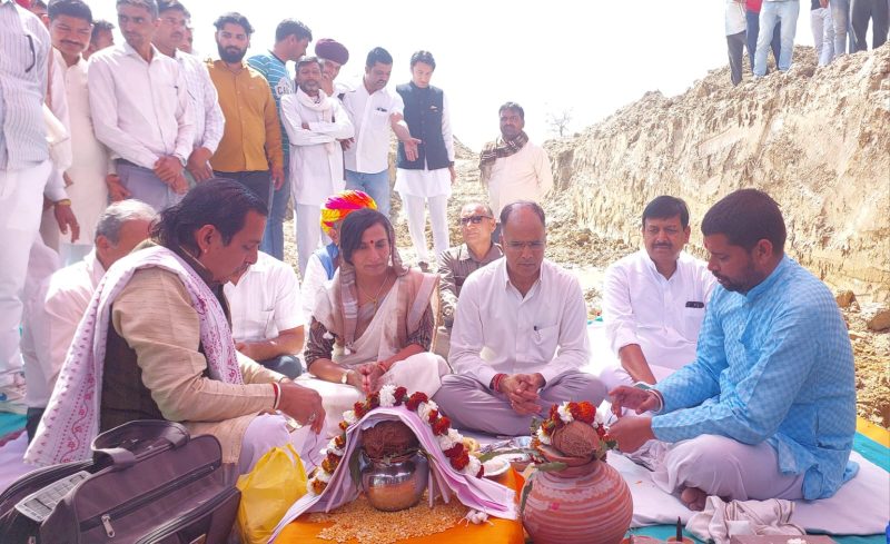 जलदाय मंत्री कन्हैयालाल चौधरी