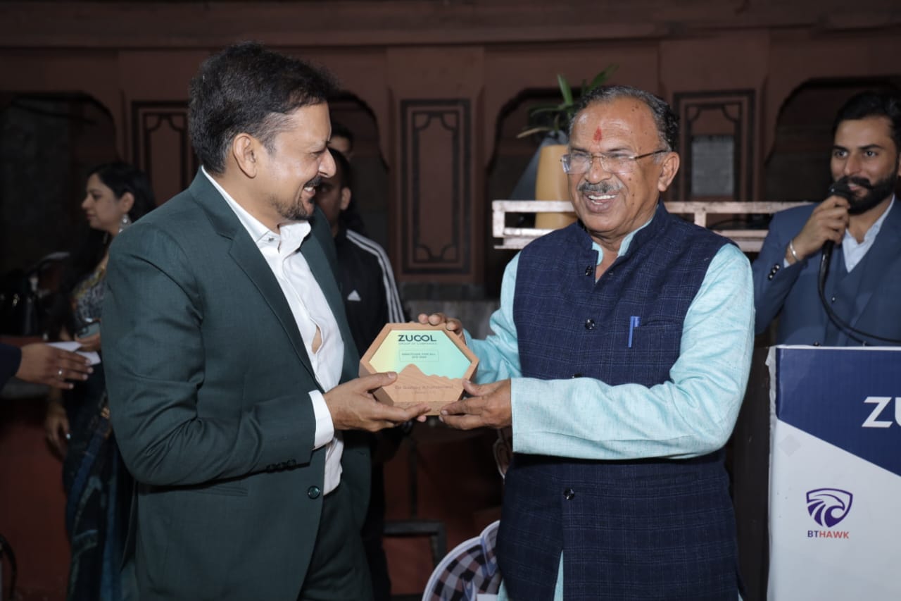 वासुदेव देवनानी