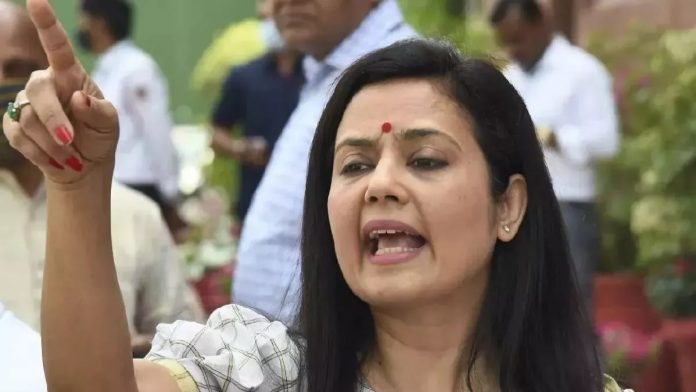 तृणमूल कांग्रेस नेता महुआ मोइत्रा तृणमूल कांग्रेस नेता महुआ मोइत्रा