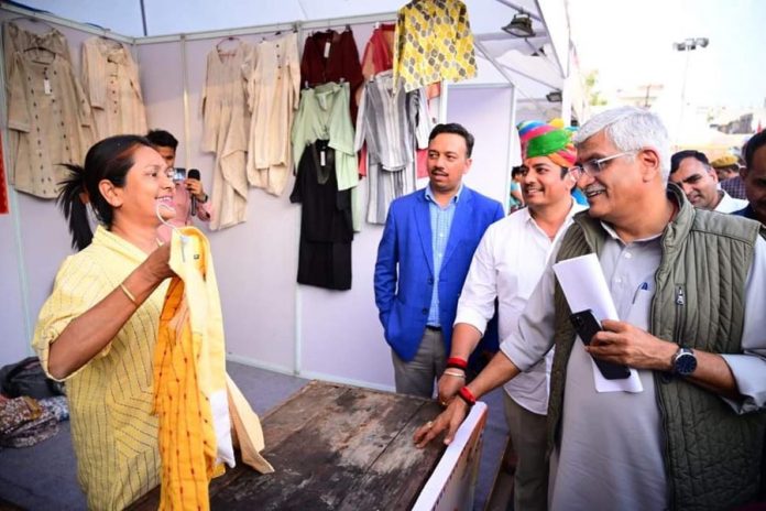 केंद्रीय जलशक्ति मंत्री गजेंद्र सिंह शेखावत केंद्रीय जलशक्ति मंत्री गजेंद्र सिंह शेखावत