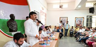 नेता प्रतिपक्ष टीकाराम जूली