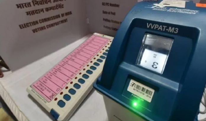 150 ईवीएम को बदला 150 ईवीएम को बदला