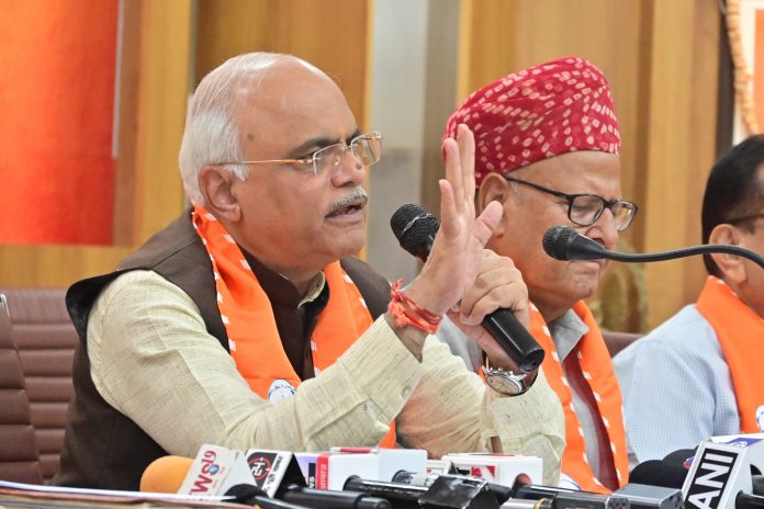 डॉ. विनय सहस्त्रबुद्धे डॉ. विनय सहस्त्रबुद्धे