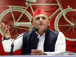 अखिलेश यादव