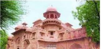 महात्मा गांधी अंग्रेजी माध्यम विद्यालय