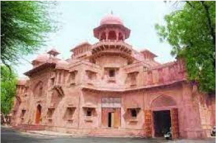 महात्मा गांधी अंग्रेजी माध्यम विद्यालय महात्मा गांधी अंग्रेजी माध्यम विद्यालय