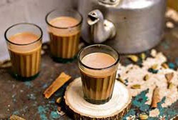 गर्मियों में चाय
