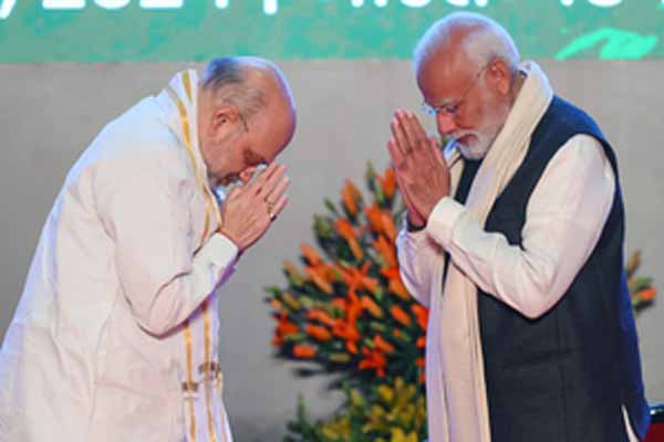 पीएम मोदी और अमित शाह पीएम मोदी और अमित शाह